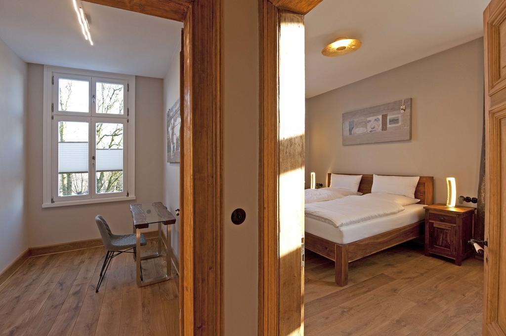 Hotel 1782 "Aussenstelle" Premiumwohnungen - Contactless Self Check-In Remscheid Bagian luar foto